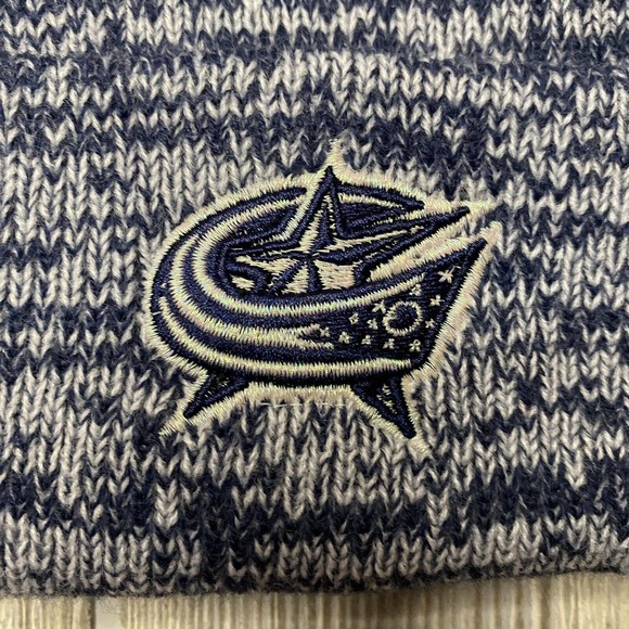 Fanatics Iconic Columbus Blue Jackets Cuffed Pom Hat One Size Blue White NHL New - Picture 2 of 6